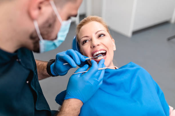 Best Root Canal Treatment  in Pelican Bay, TX
